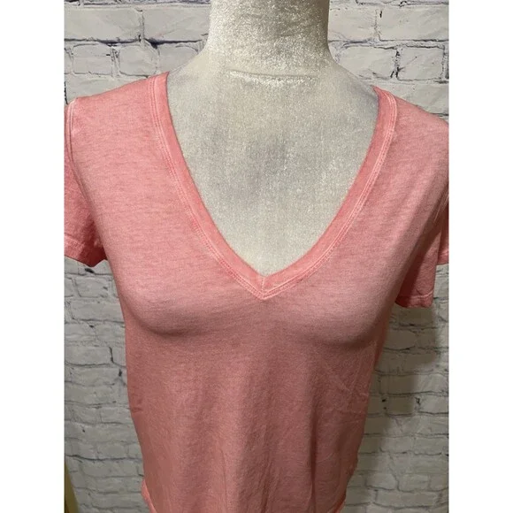 Michael Kors Women's V-Neck Pink Cotton T Shirt - Size Small - Picture 2 of 6